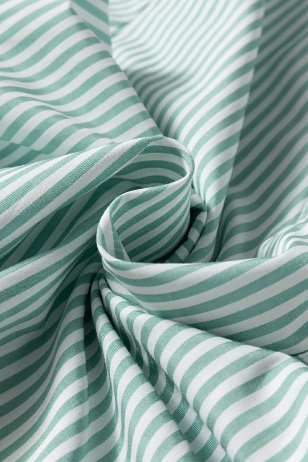 New Dear-Lover V Neck Roll Up Sleeve Pocket Patched Classic Shirt Green Stripe