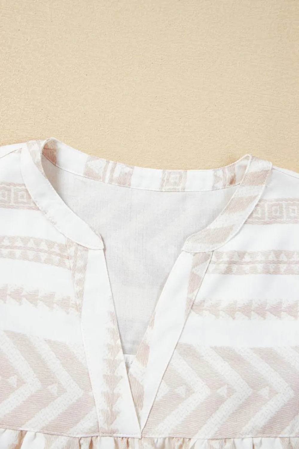 Discount Dear-Lover Geometric Jacquard Split V Neck Short Sleeve Blouse Jet Stream