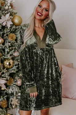 Online Dear-Lover Velvet Long Sleeve V Neck Loose Dress with Pockets Jungle Green