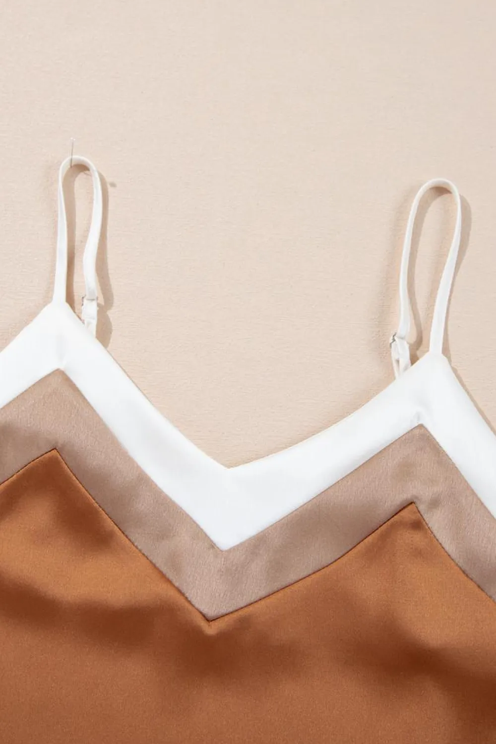 Outlet Dear-Lover Chevron Color Block Spaghetti Straps Tank Top Khaki
