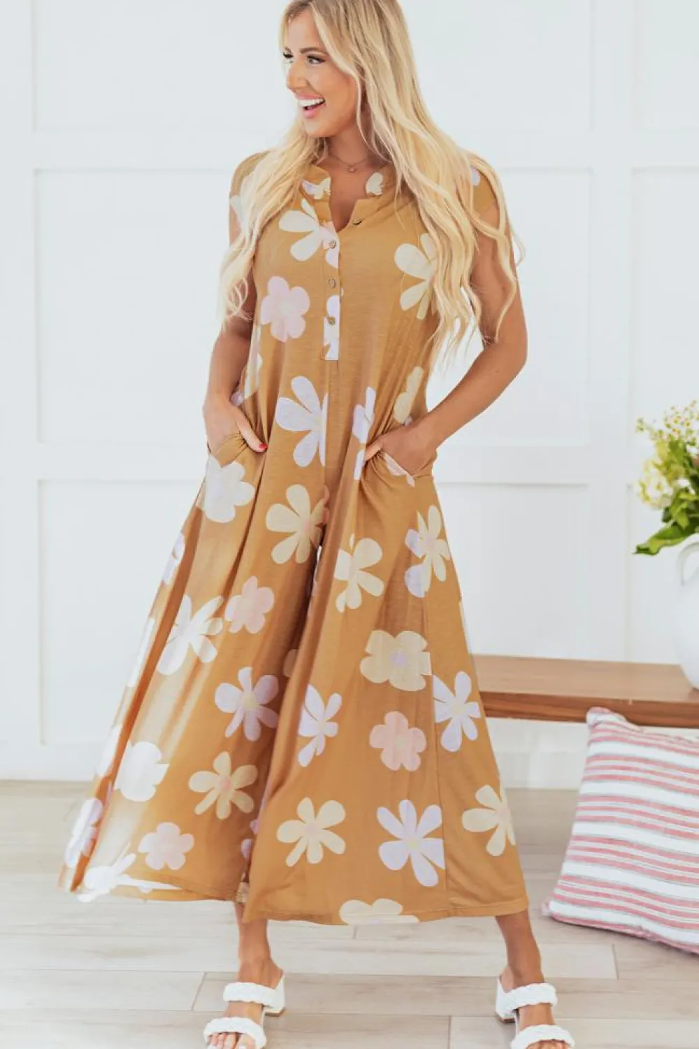 Fashion Dear-Lover Floral Print Sleeveless Button up Wide Leg Loose Jumpsuit Khaki