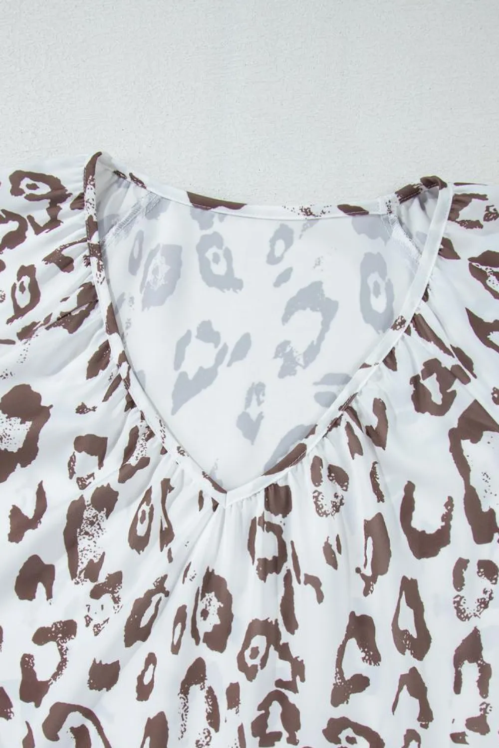 Online Dear-Lover Leopard Print Ruched V Neck 3/4 Sleeve Blouse Khaki