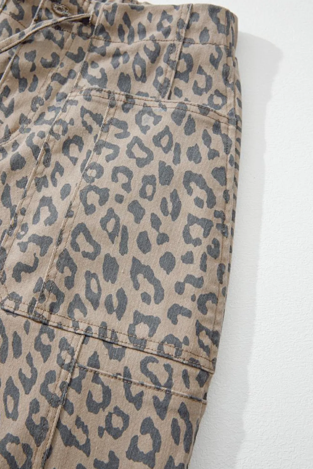 Fashion Dear-Lover Leopard Printed Drawstring Waist Pocketed Wide Leg Jeans Khaki