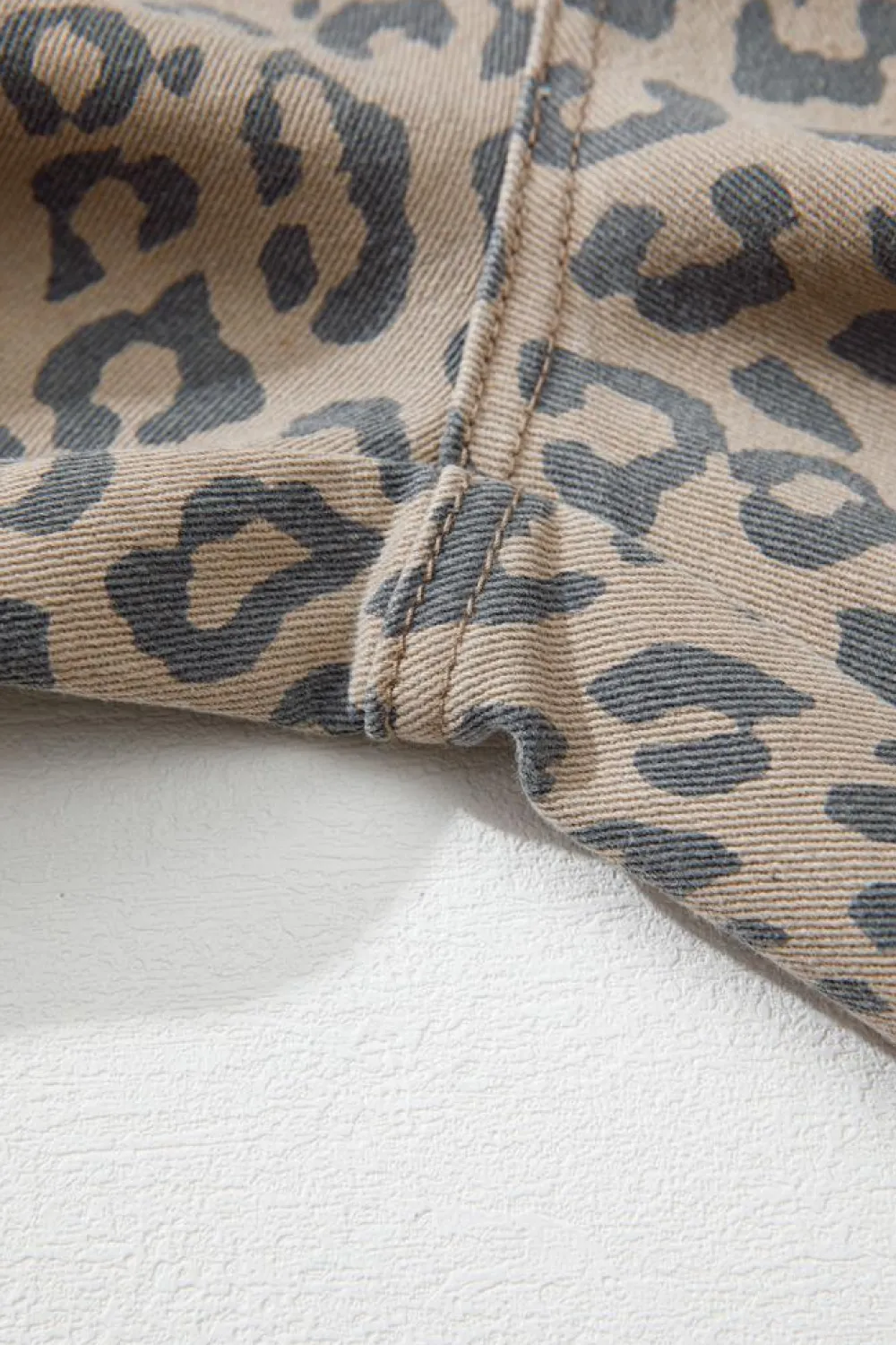 Fashion Dear-Lover Leopard Printed Drawstring Waist Pocketed Wide Leg Jeans Khaki