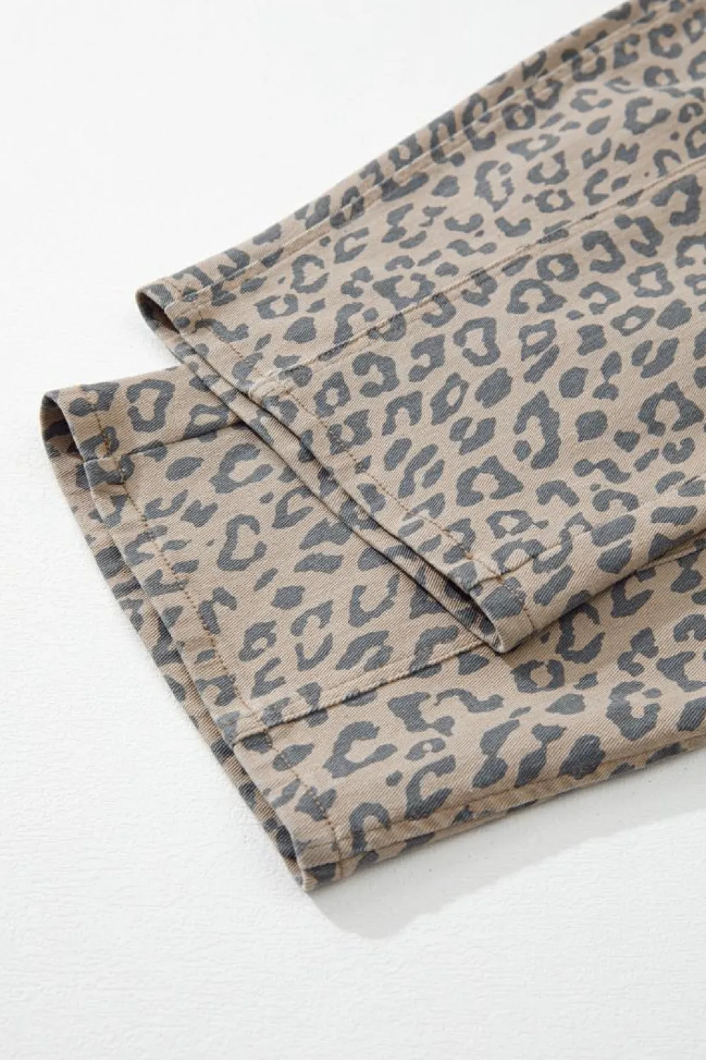 Fashion Dear-Lover Leopard Printed Drawstring Waist Pocketed Wide Leg Jeans Khaki