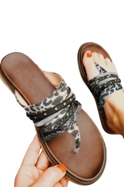 Best Dear-Lover Studded Animal Print Flip Flop Sandals Leopard