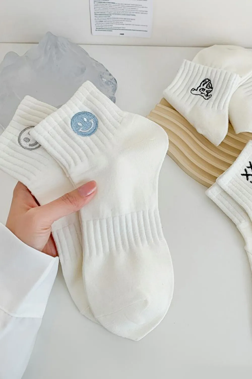 Discount Dear-Lover Cute Smile Face Embroidered Cotton Socks Light Blue