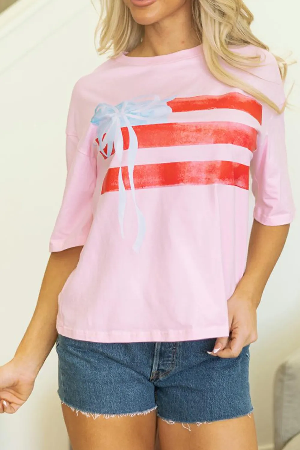 Best Dear-Lover Flag Bow Graphic Crewneck Tee Light Pink