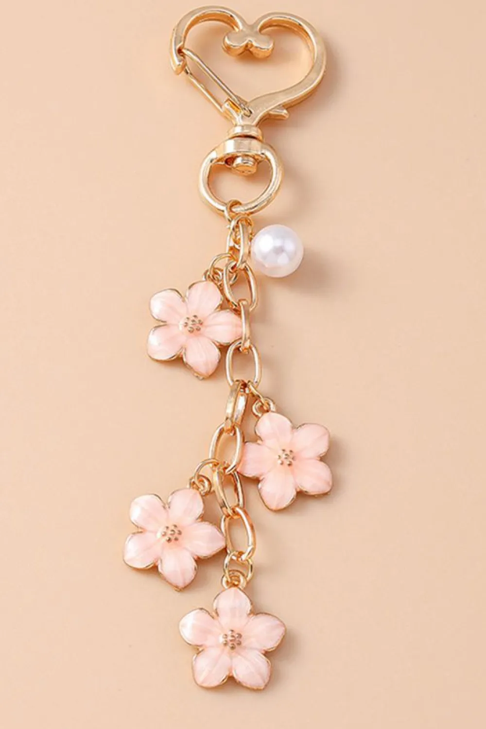 Hot Dear-Lover Flower Heart Buckle Plated Alloy Keychain Light Pink