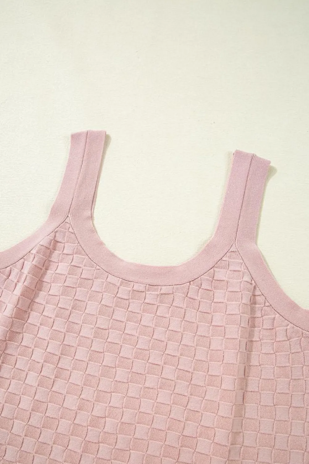 Discount Dear-Lover Solid Textured Checkered U Neck Sweater Vest Light Pink