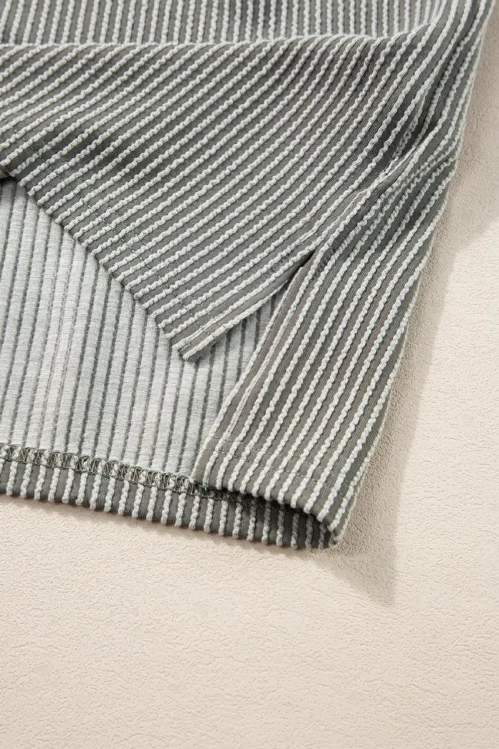 Fashion Dear-Lover Textured Knit Exposed Stitching T-shirt Medium Grey