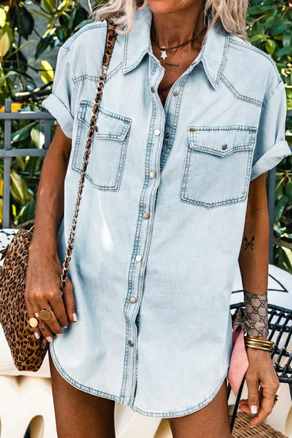 Fashion Dear-Lover Vintage Light Wash Flap Pockets Rounded Hem Shirt Mist Blue