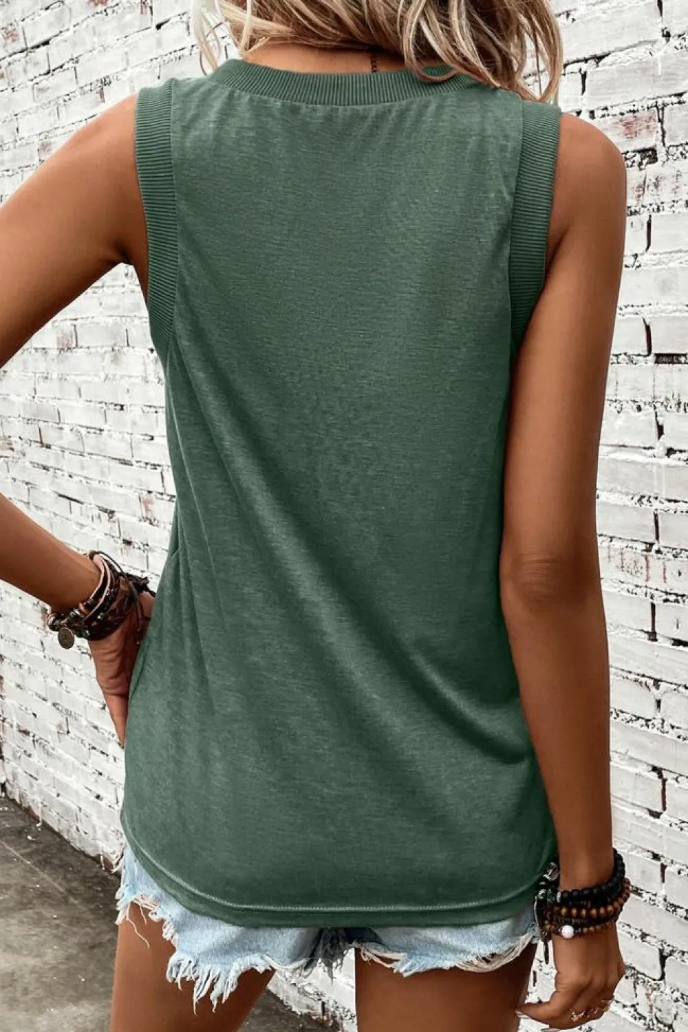 Hot Dear-Lover Ribbed V Neck Tank Mist Green