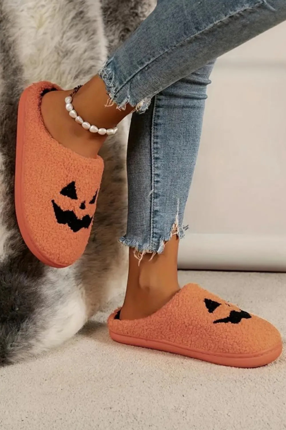 Outlet Dear-Lover Halloween Pumpkin Face Graphic Plush Slippers Orange