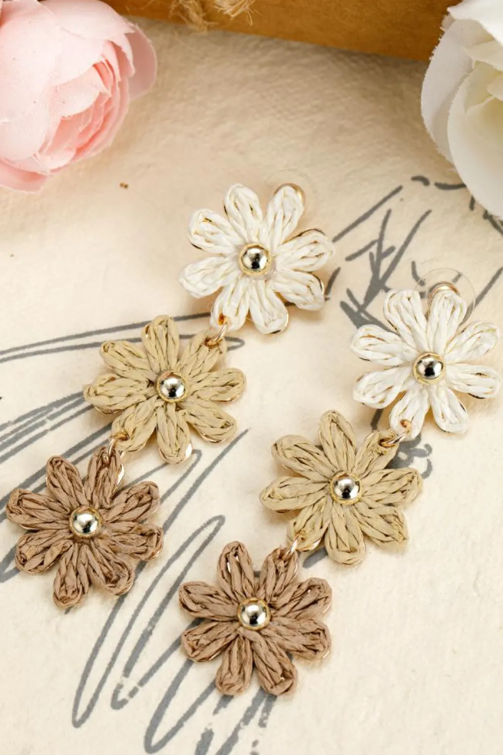 New Dear-Lover Crochet Flowers Stud Dangle Earrings Parchment