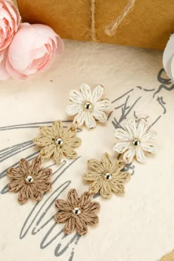 New Dear-Lover Crochet Flowers Stud Dangle Earrings Parchment