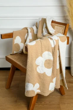Clearance Dear-Lover Floral Printed Soft Throw Blanket 127*152cm Parchment