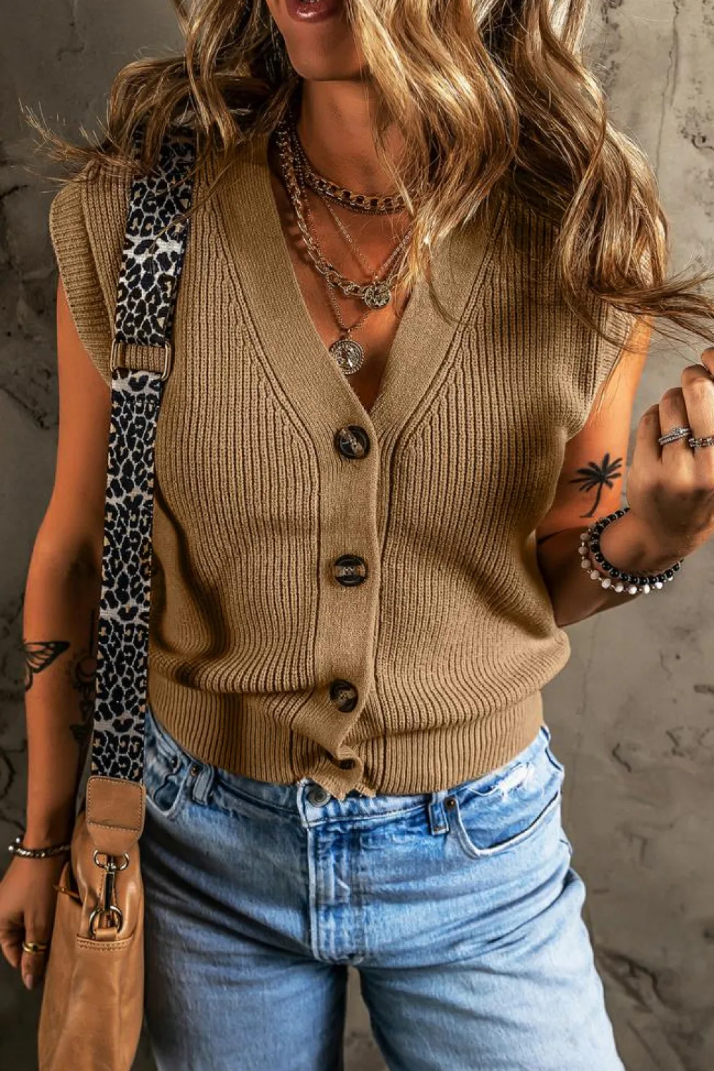 Hot Dear-Lover V Neck Buttoned Front Sweater Vest Parchment