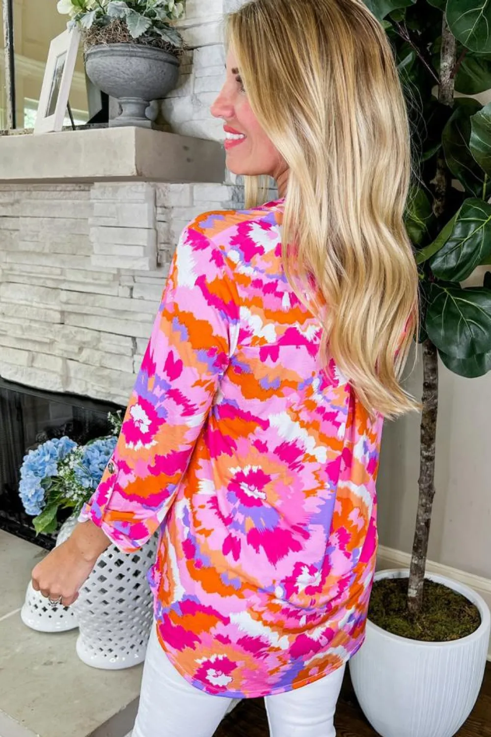 Best Dear-Lover Abstract Print Tab Sleeve Notched Neck Blouse Pink