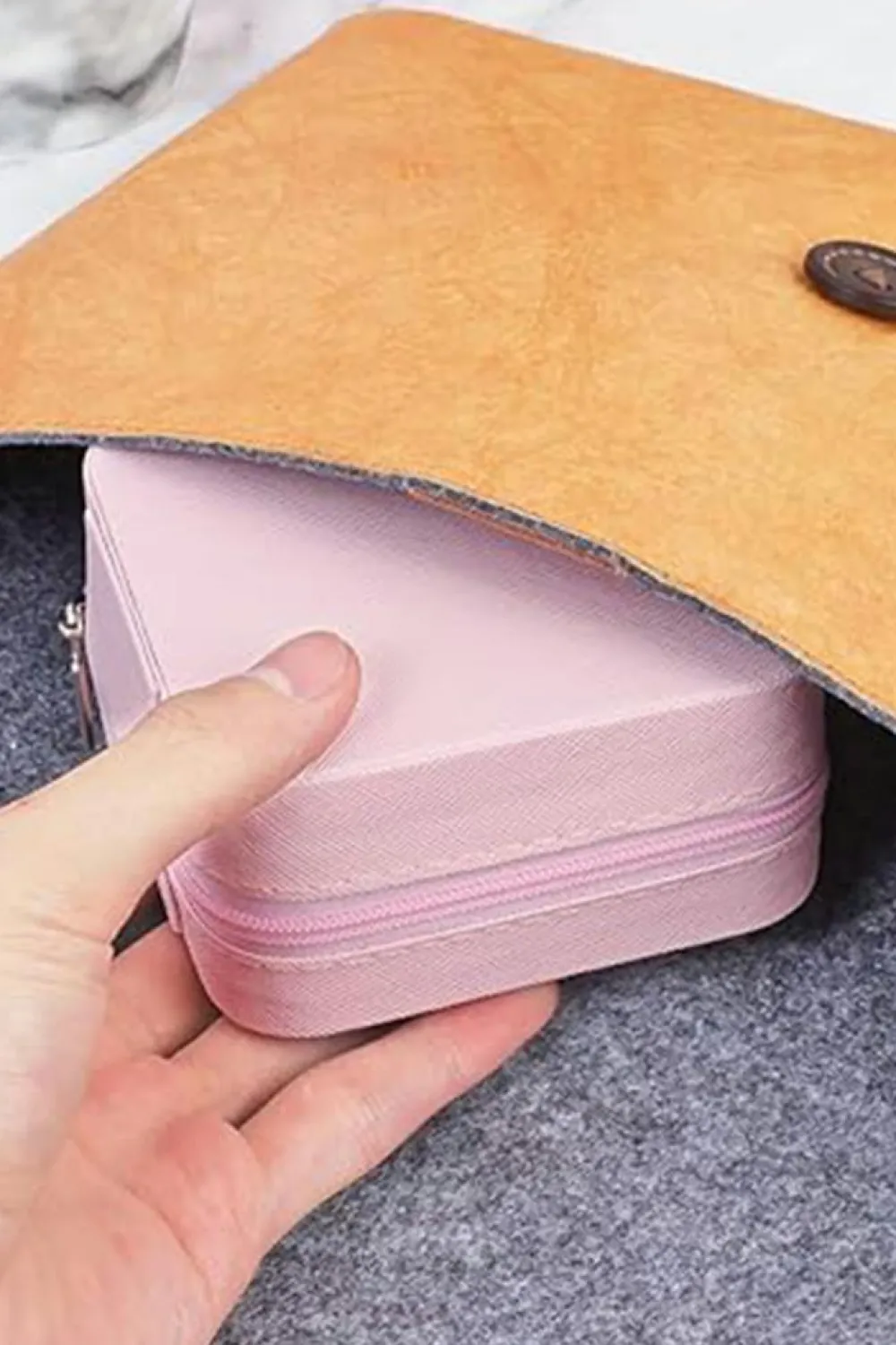 Discount Dear-Lover Chenille Initial L Portable Jewelry Case Pink