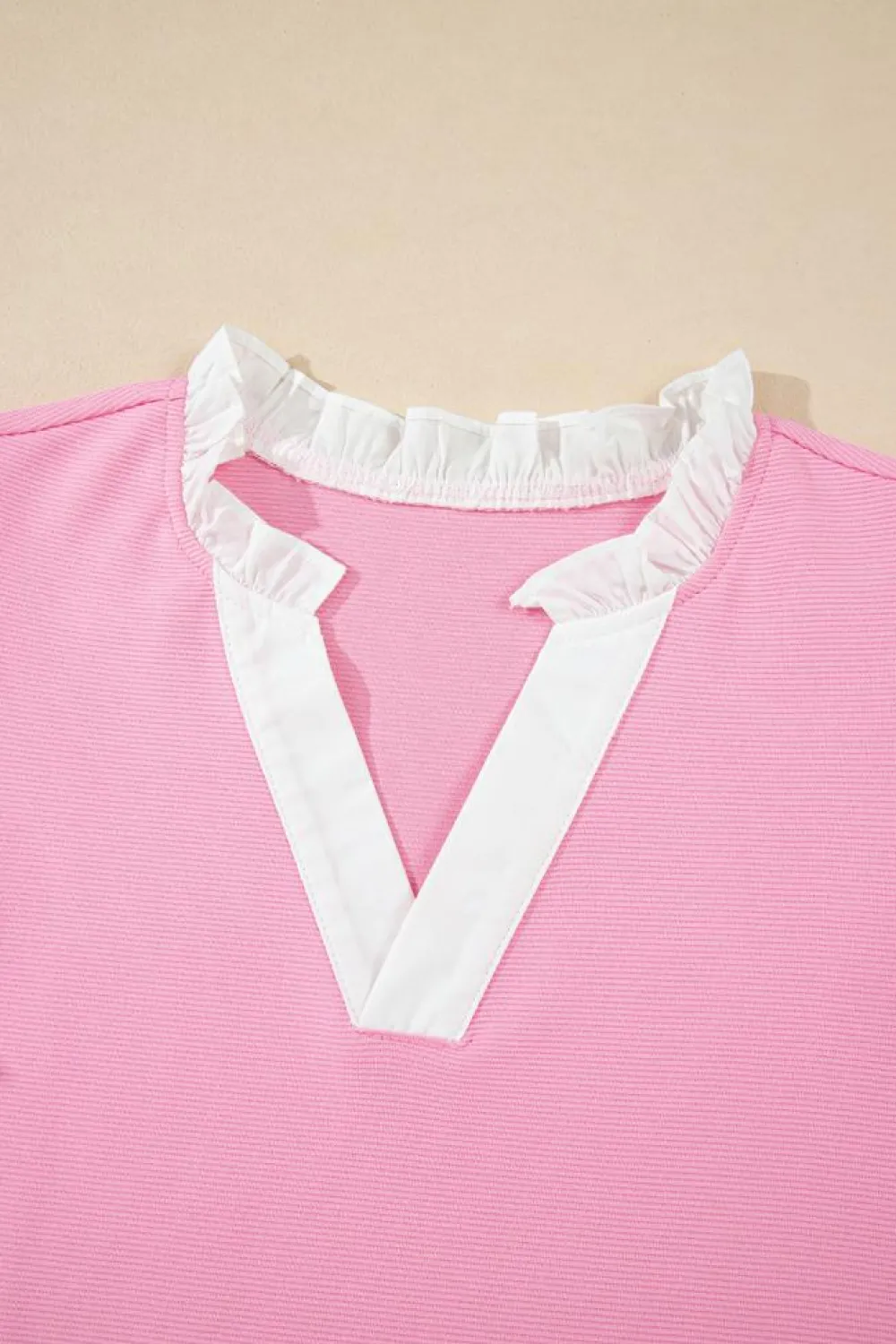 Online Dear-Lover Contrast V Neck Ruffled Textured Knit Top Pink