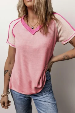 Clearance Dear-Lover Exposed Seam Color Block Knitted V Neck T-shirt Pink