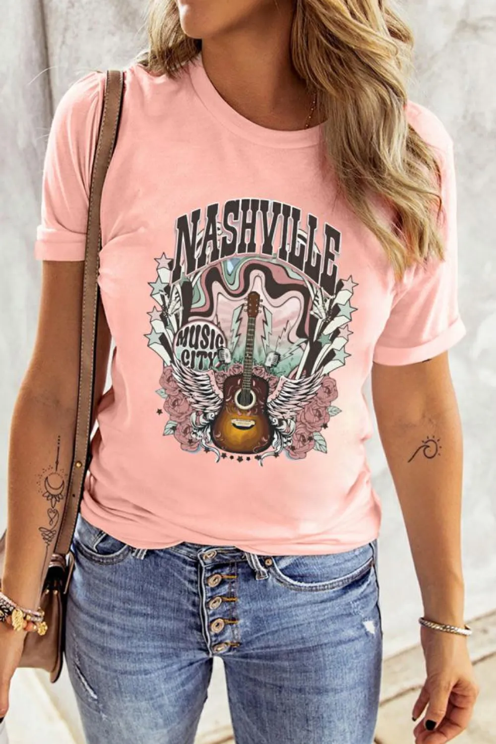 Hot Dear-Lover NASHVILLE MUSIC CITY Guitar Graphic T Shirt Pink