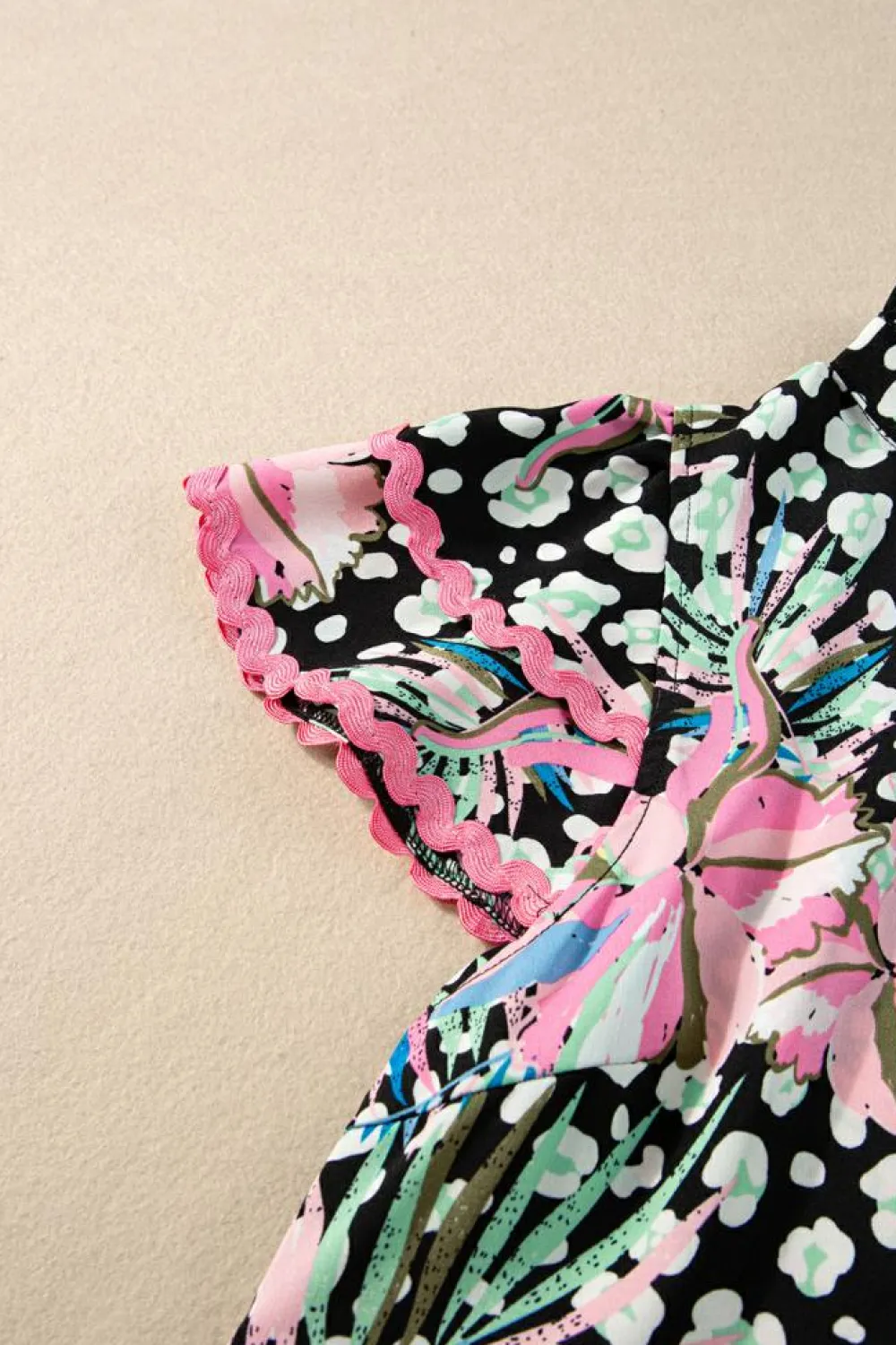 Fashion Dear-Lover Ricrac Floral Tiered Short Sleeve Blouse Pink