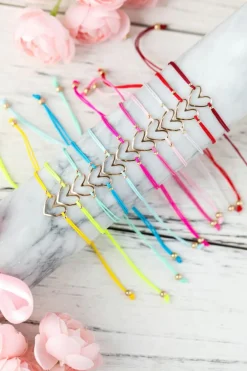 Discount Dear-Lover 12Pcs Minimalist Random Color Heart Shaped Bracelets Red