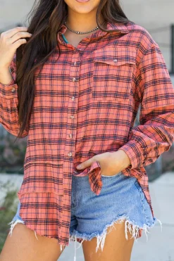 Hot Dear-Lover Plaid Long Sleeeve Side Split Distressed Hem Shirt Red