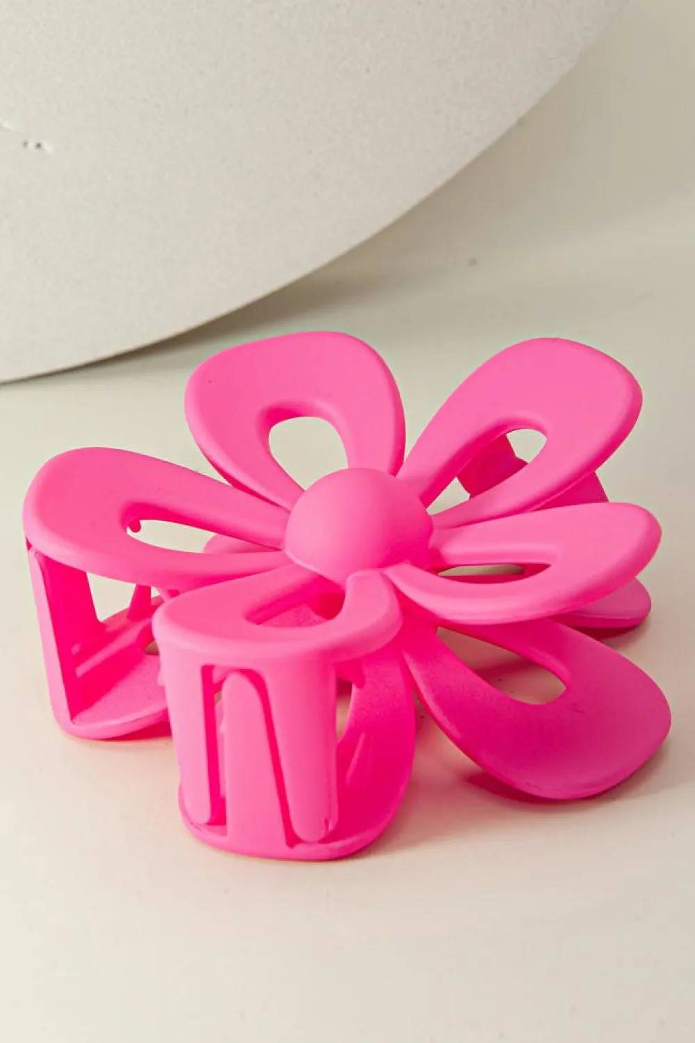 New Dear-Lover Sweet Hollowed Flower Shape Claw Clip Rose Red