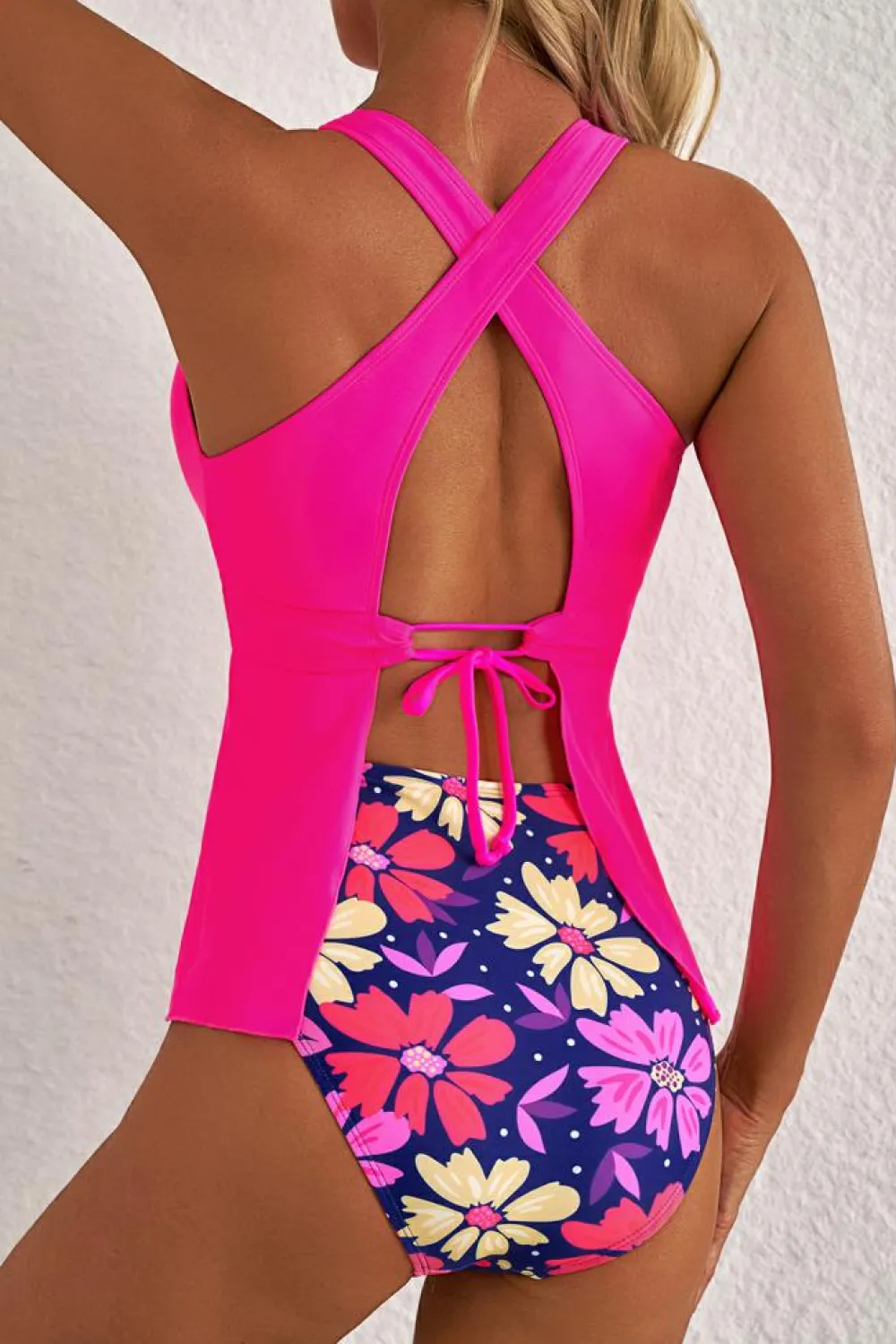 Discount Dear-Lover V Neck Ruffled Hem Floral Bottom Tankini Set Rose