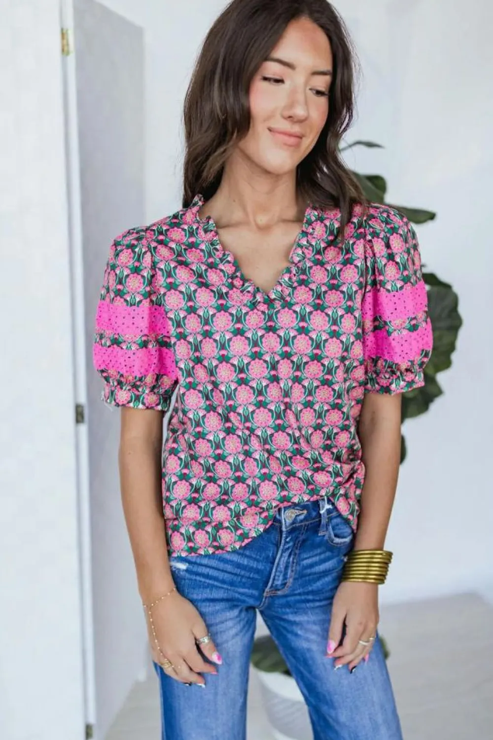 Discount Dear-Lover V-Neck Ruffle Abstract Floral Print Puff Sleeve Top Sachet Pink
