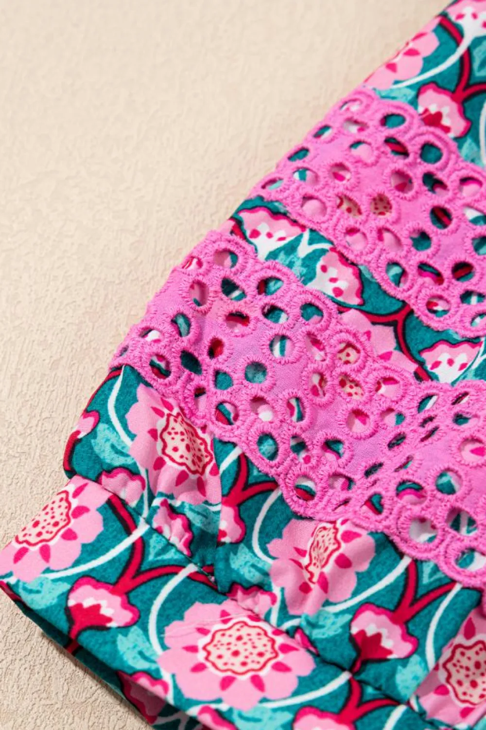 Discount Dear-Lover V-Neck Ruffle Abstract Floral Print Puff Sleeve Top Sachet Pink