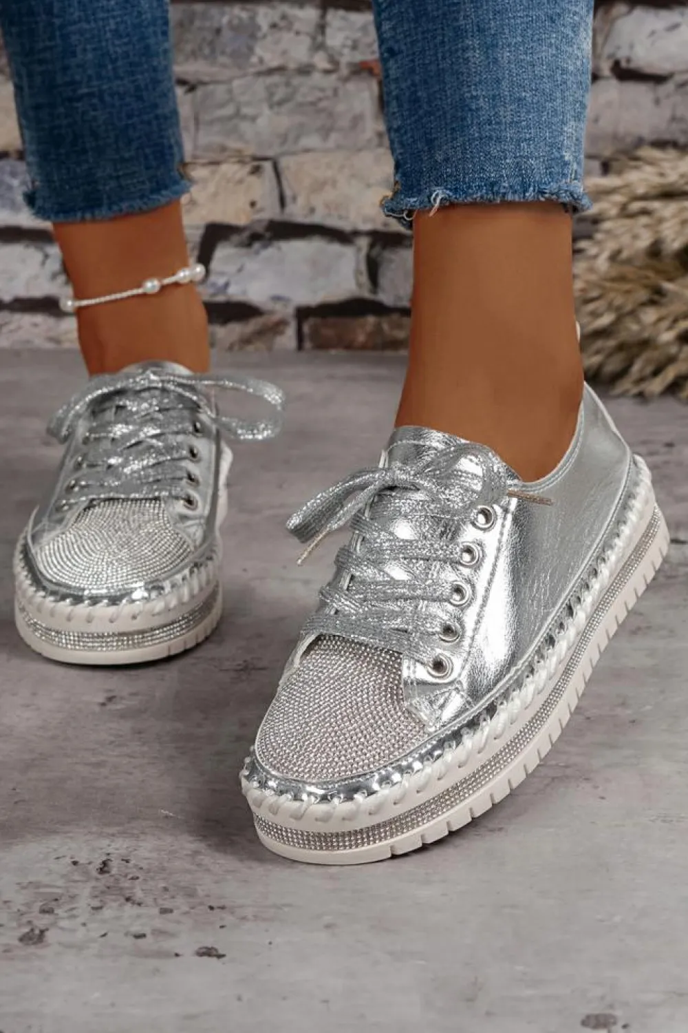 Fashion Dear-Lover Rhinestone Metallic Sheen Lace-up Flat Shoes Silvery