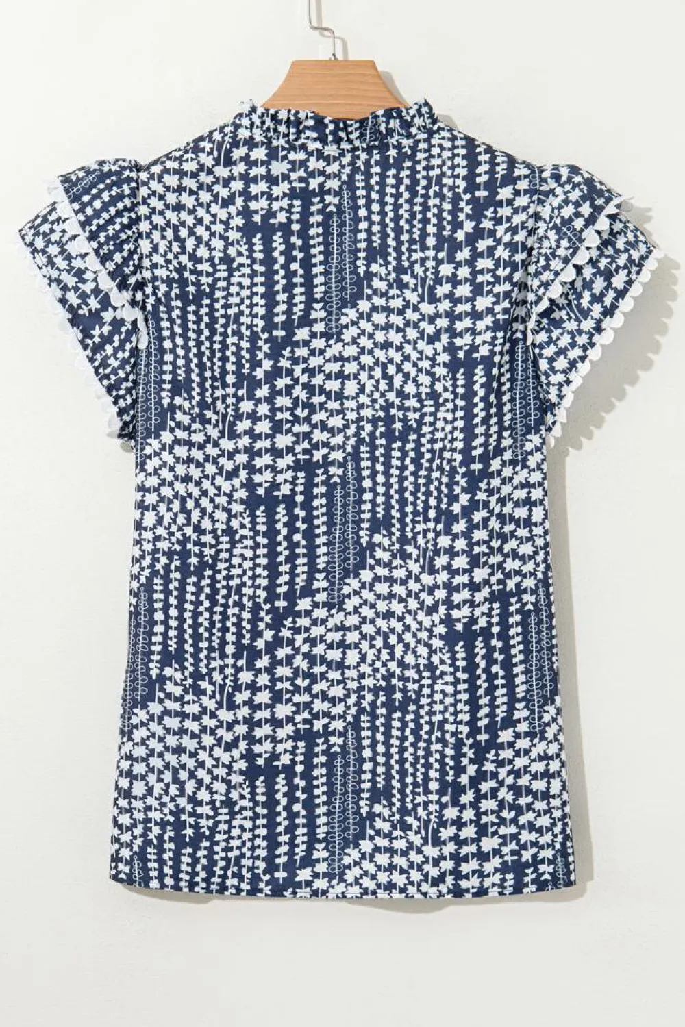 Best Dear-Lover Abstract Print Ric Rac Trim Flutter Sleeve Notch V Neck Blouse Sky Blue