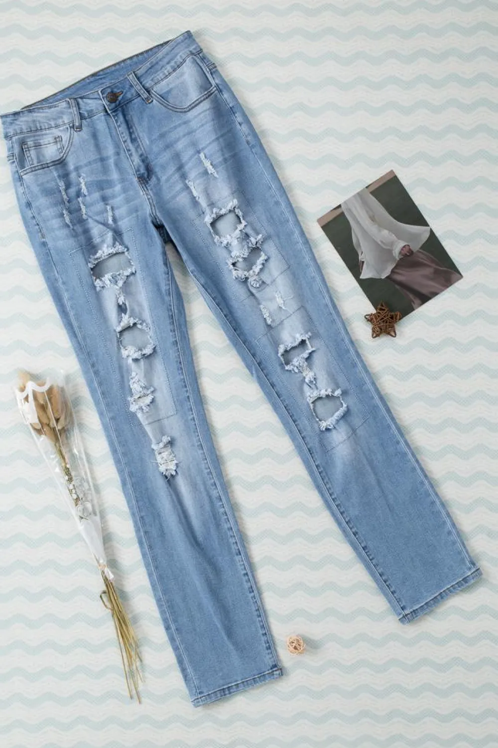 New Dear-Lover Sky Blue Buttoned Pockets Distressed Jeans Light Blue