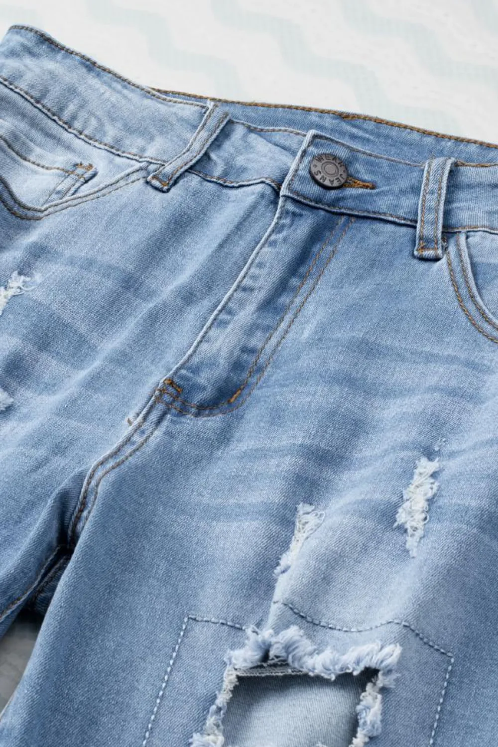 New Dear-Lover Sky Blue Buttoned Pockets Distressed Jeans Light Blue
