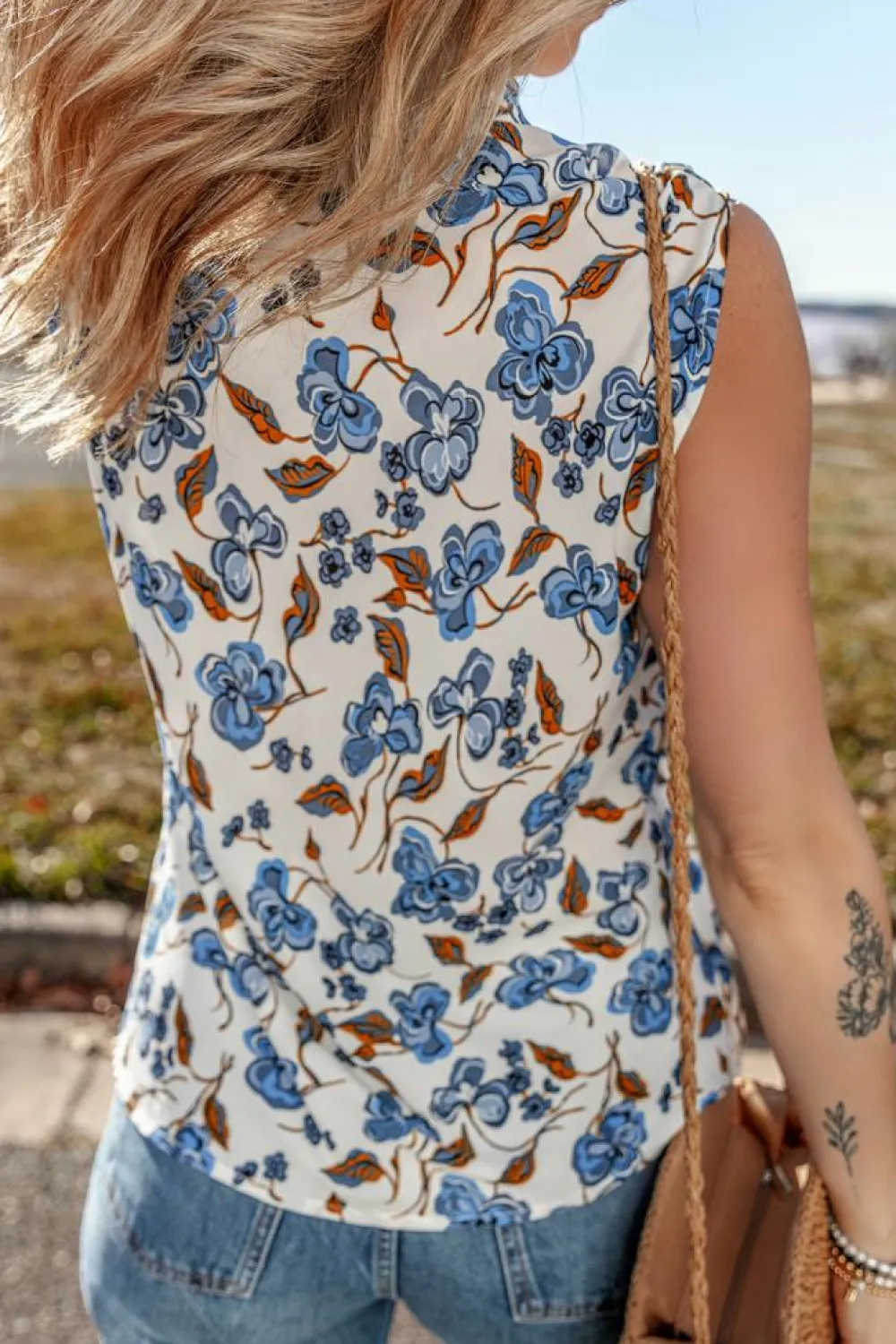 Discount Dear-Lover Floral Print Knotted V Neck Elegant Tank Top Sky Blue