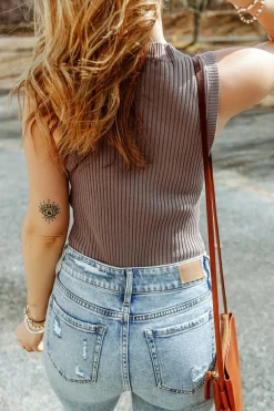 Discount Dear-Lover Ribbed Crew Neck Sweater Vest Smoke Gray