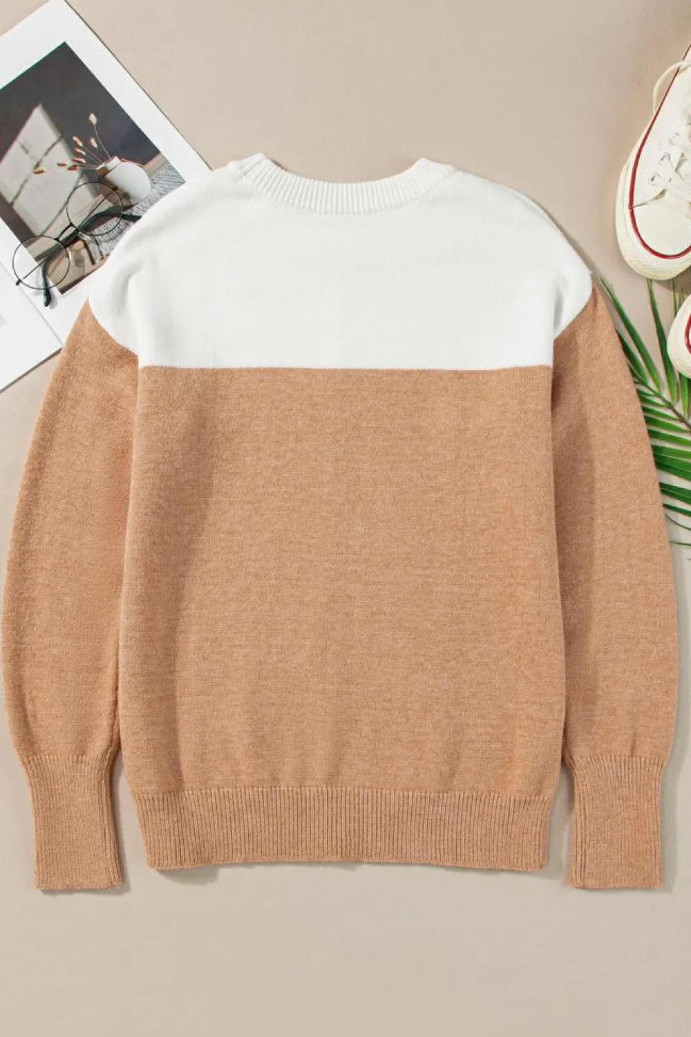 Fashion Dear-Lover Colorblock Ribbed Trim Round Neck Sweater Straw Yellow