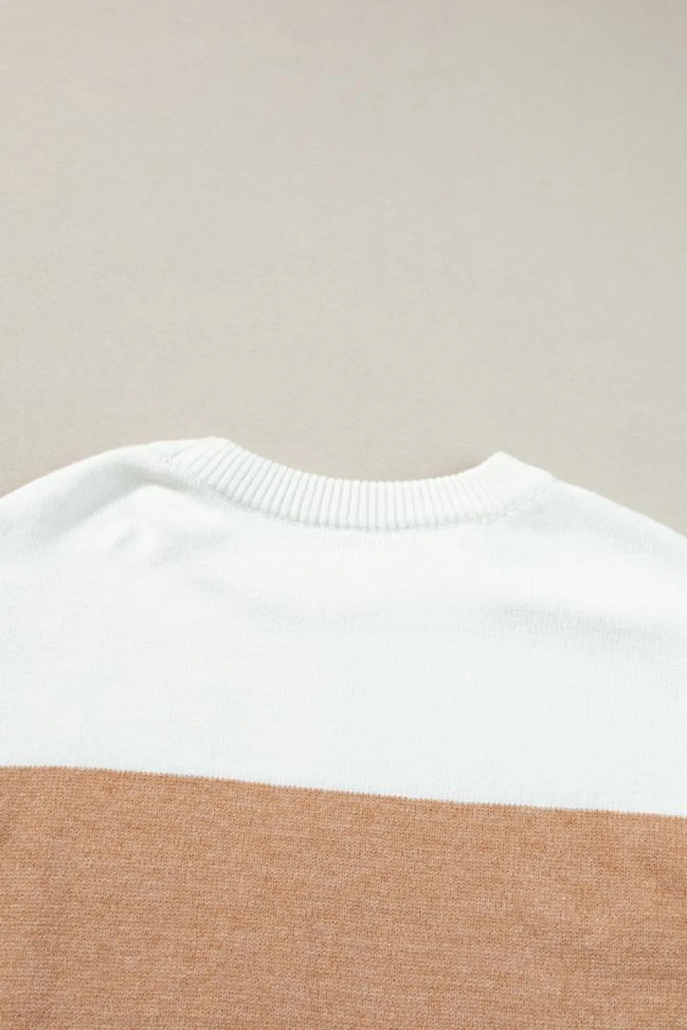 Fashion Dear-Lover Colorblock Ribbed Trim Round Neck Sweater Straw Yellow