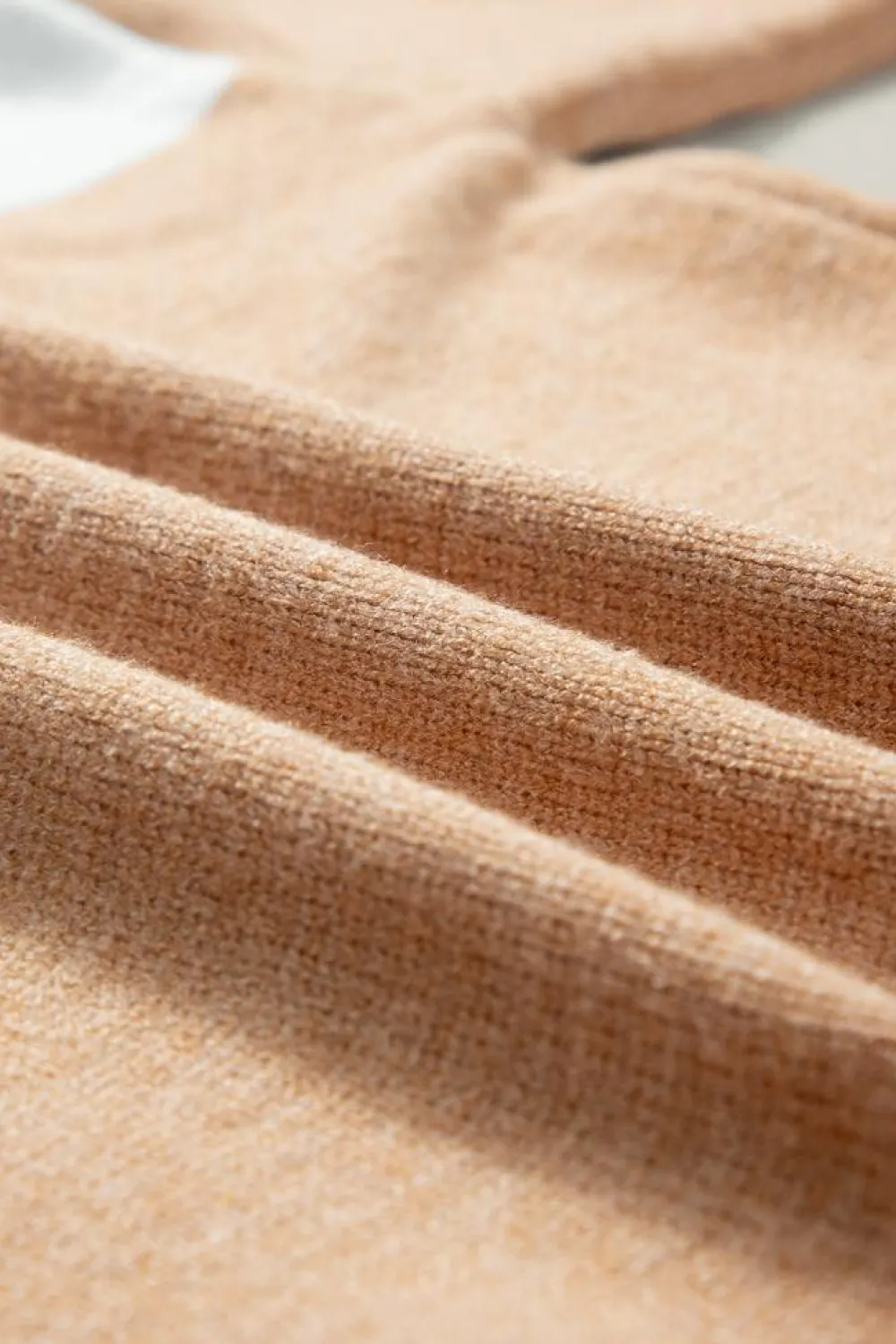 Fashion Dear-Lover Colorblock Ribbed Trim Round Neck Sweater Straw Yellow