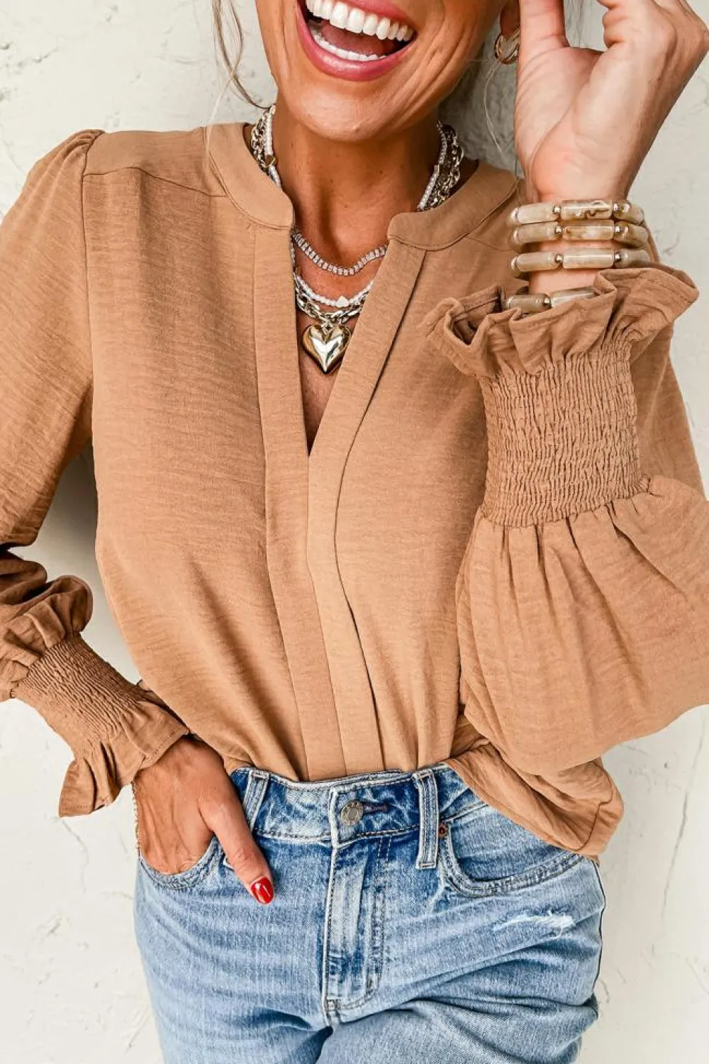 Outlet Dear-Lover Solid Color Shirred Cuff Notch V Neck Blouse Straw Yellow