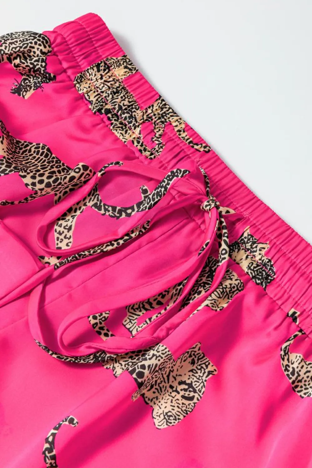 Fashion Dear-Lover Cheetah Print Satin Shirt and Shorts Lounge Set Strawberry Pink