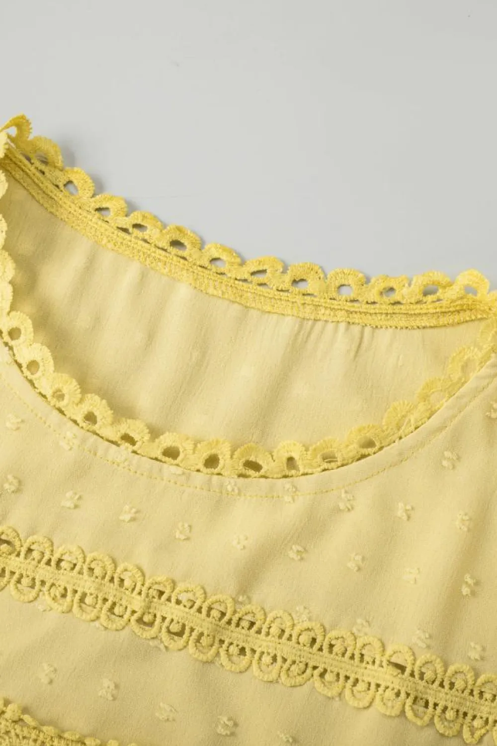 Best Dear-Lover Swiss Dot Lace Splicing Short Sleeve Top Yellow