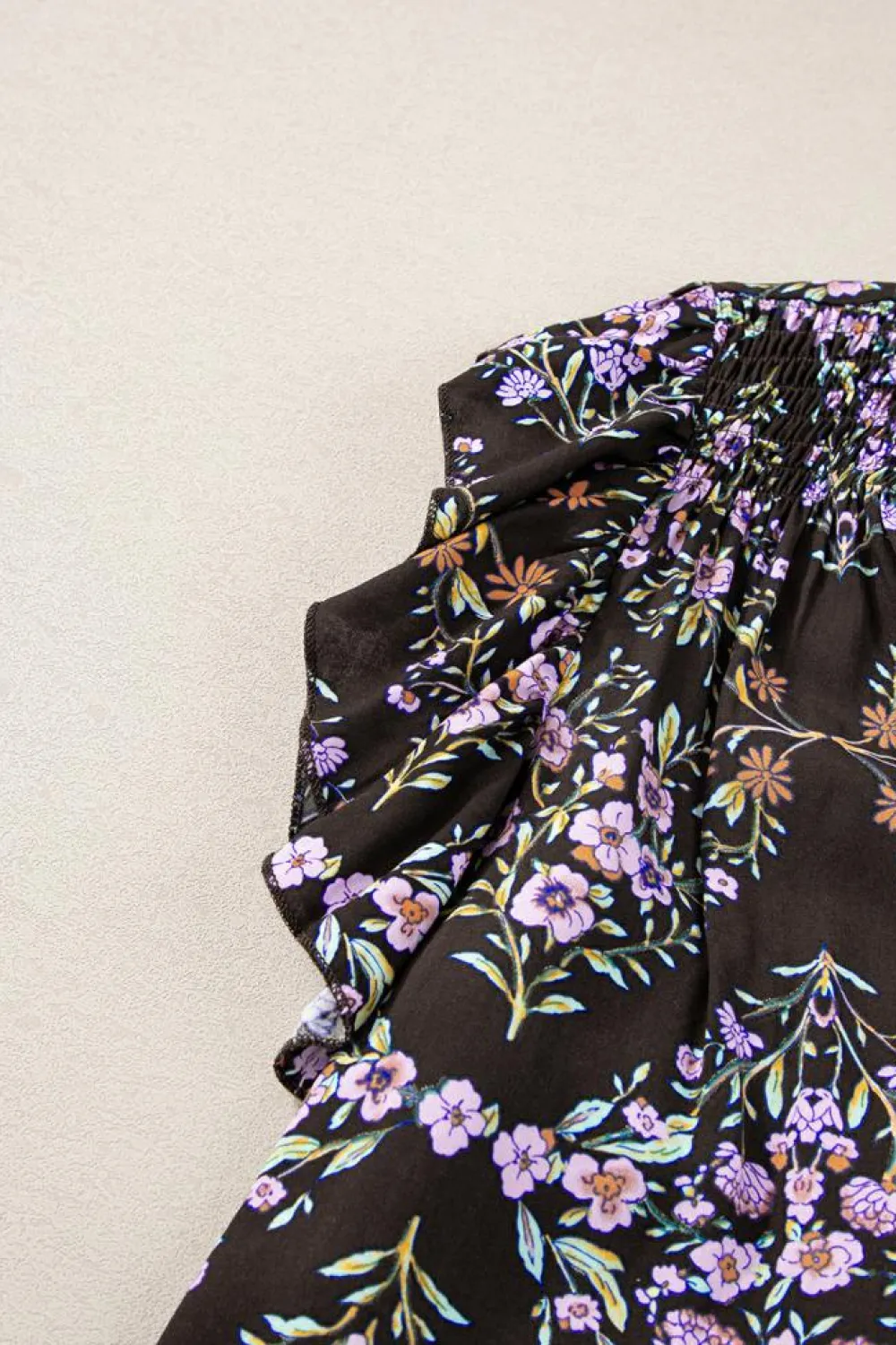 Outlet Dear-Lover Vintage Floral Ruffle Sleeve V Neck Blouse Black