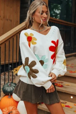 Best Dear-Lover Big Flower Pattern V Neck Drop Shoulder Sweater White