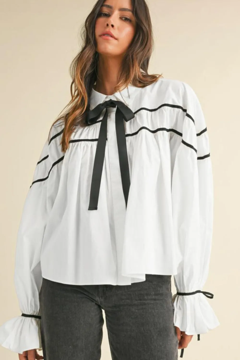 Hot Dear-Lover Black Pipping Ribbon Bowtie Collared Ruffled Puff Sleeve Shirt White