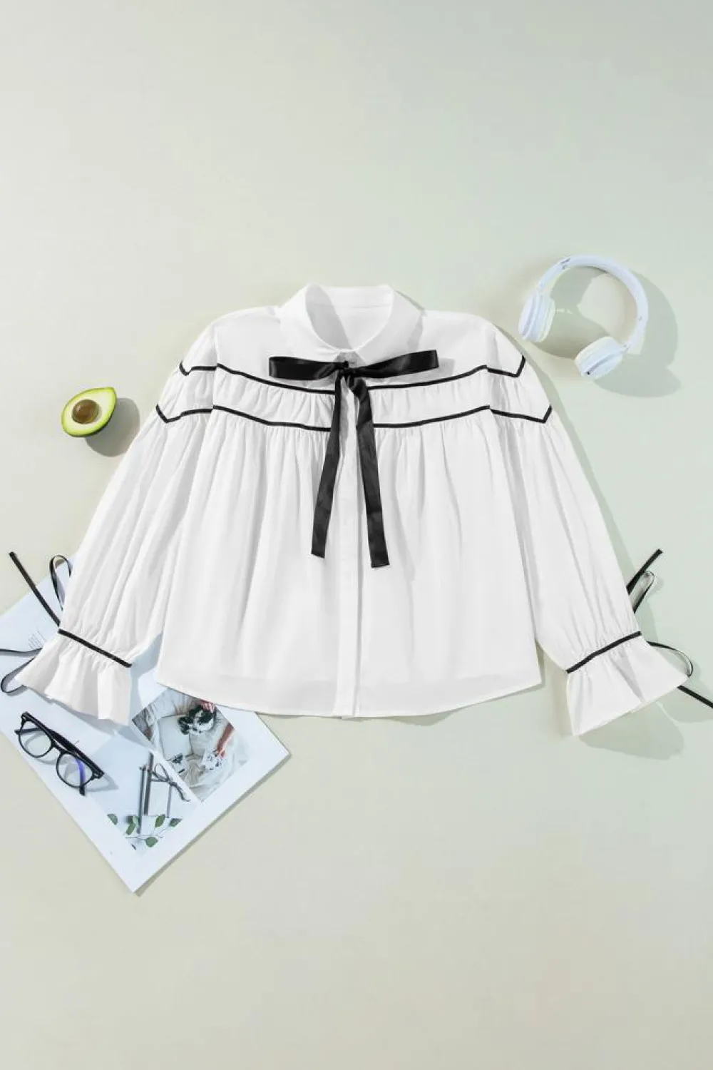 Hot Dear-Lover Black Pipping Ribbon Bowtie Collared Ruffled Puff Sleeve Shirt White